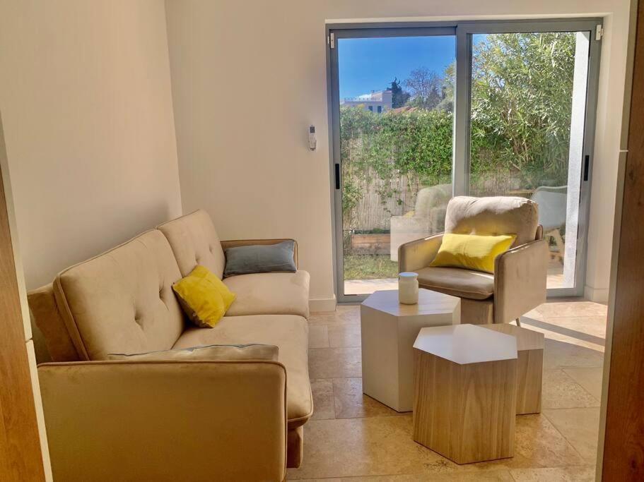 La Reposee, Bas De Villa En Plein Coeur De Vence Bagian luar foto