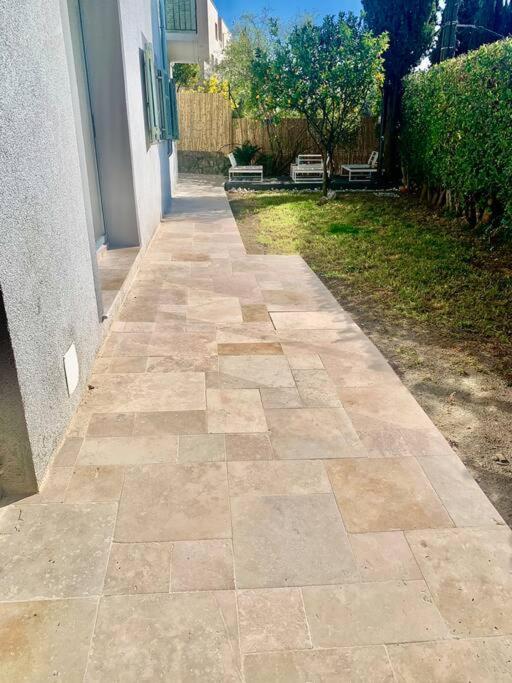 La Reposee, Bas De Villa En Plein Coeur De Vence Bagian luar foto